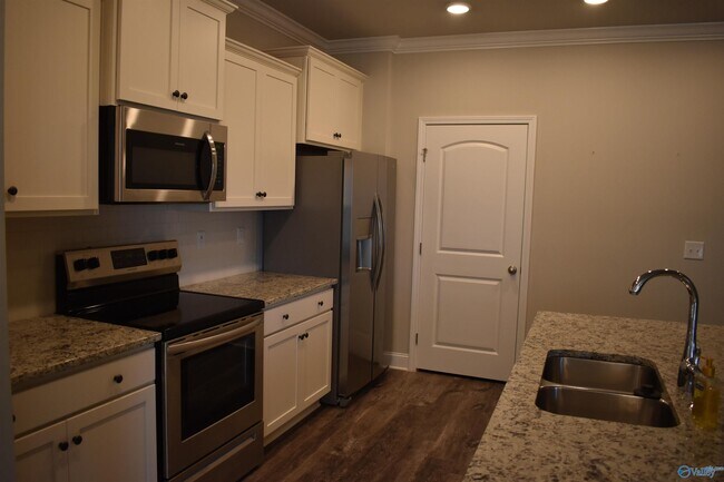 Foto del edificio - 14689 Norfleet Dr