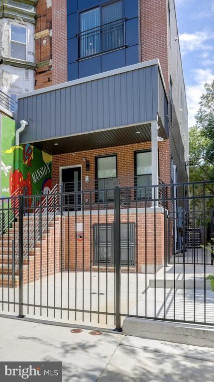 Building Photo - 2251 N 33rd St