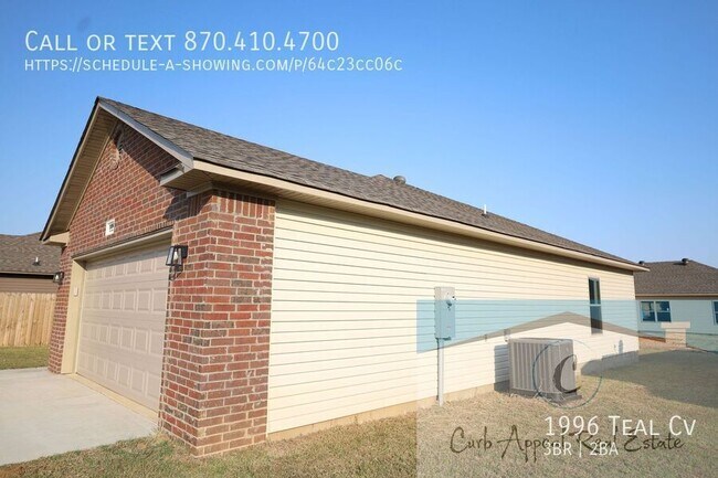 Building Photo - Move in special $900!! Beautiful new const...