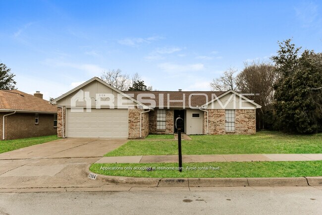 Building Photo - 3104 River Bend Road
