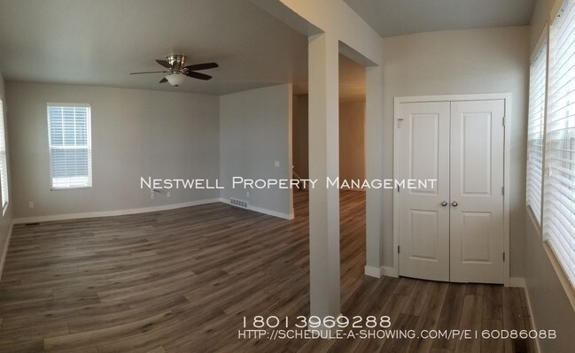 Building Photo - Daybreak Lake Village Home - 3 bedrooms