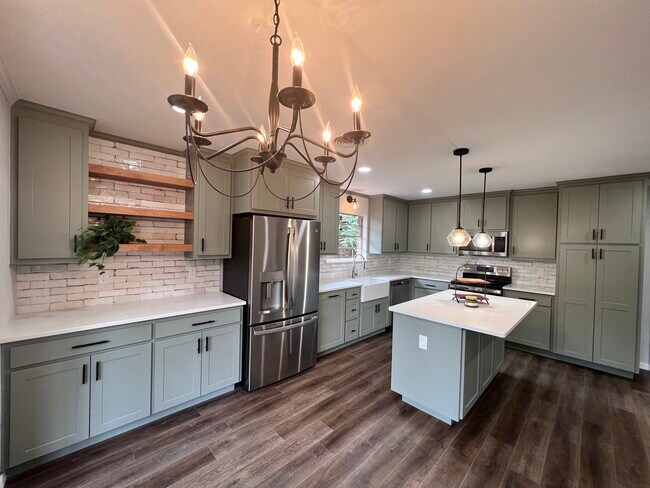 Kitchen - 6403 Dreyfuss Rd