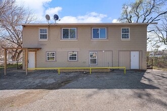 Building Photo - 9021 White Settlement Rd