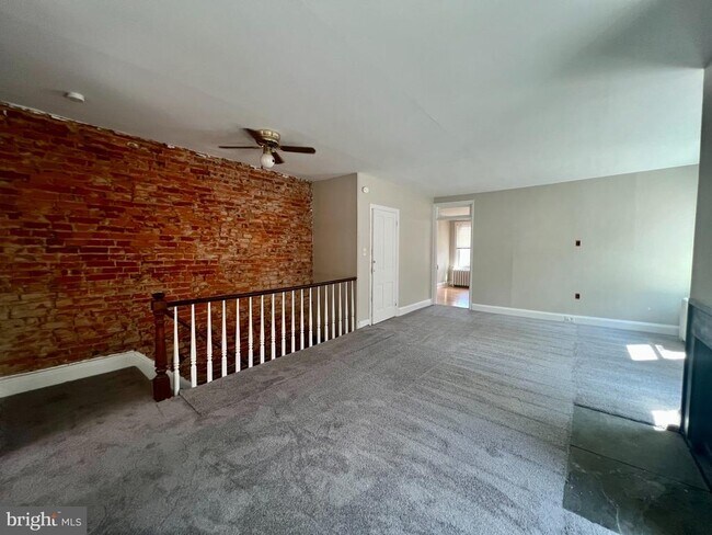 Foto del edificio - 1417 N Harrison St