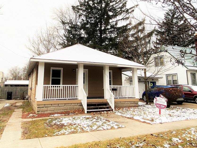 Primary Photo - 111 W Hines St