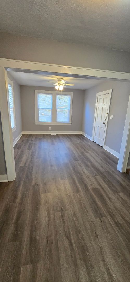 Foto del edificio - Cozy 3 Bedroom House Available!