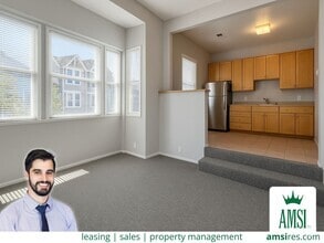Building Photo - 606 Oak St