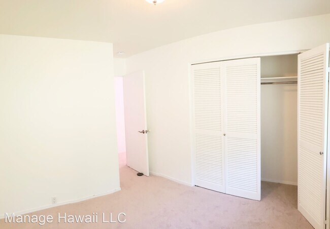 Building Photo - 3 br, 2 bath House - 1500 Kalaniiki Street...