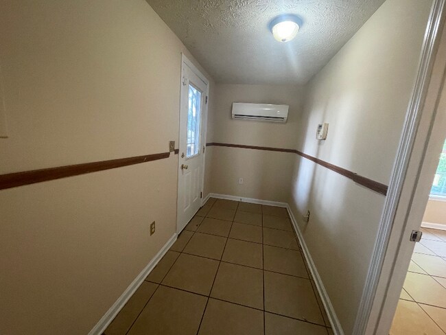 Foto del edificio - 103 W 17th St