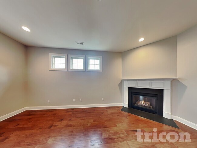 Foto del edificio - 10403 Drake Hill Dr