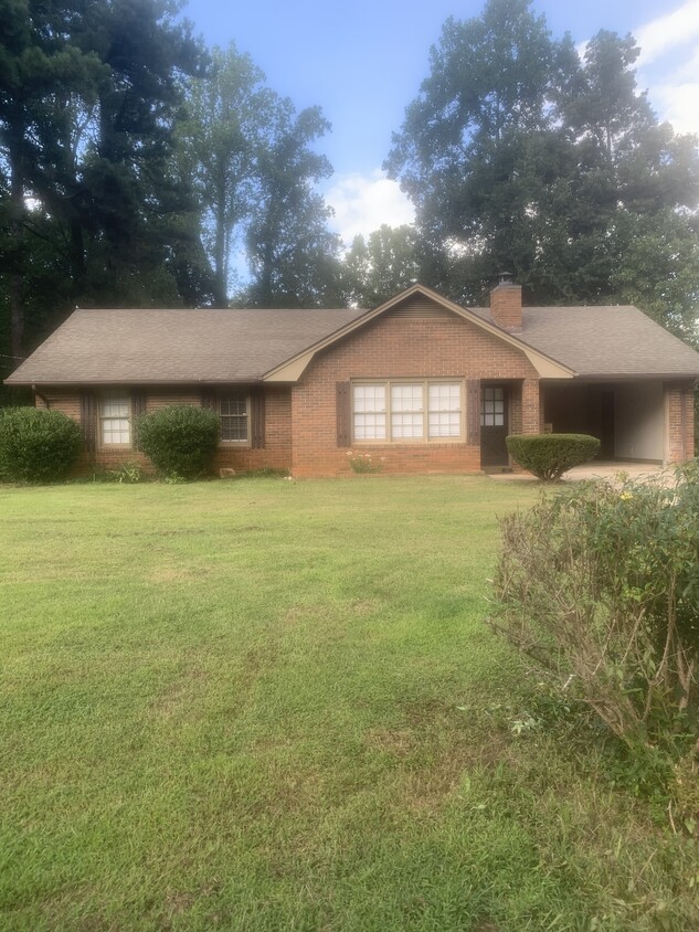 Foto principal - 5016 Merlin Dr