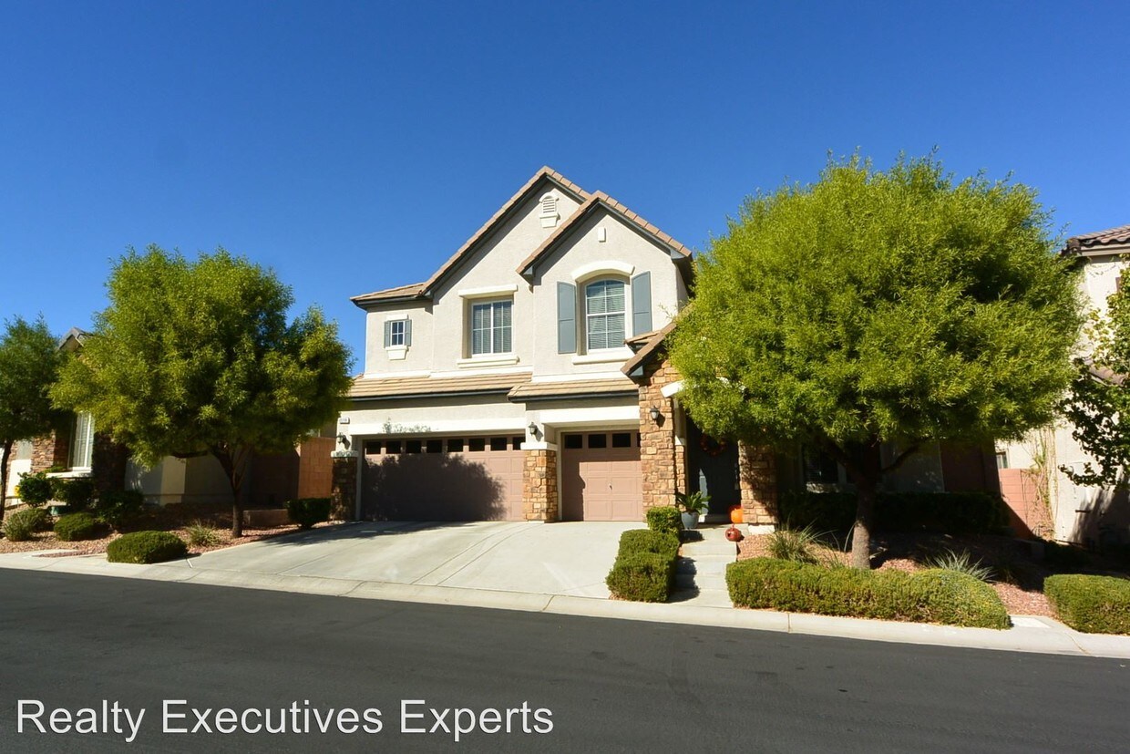 Foto principal - 10208 Bristol Peak Ave