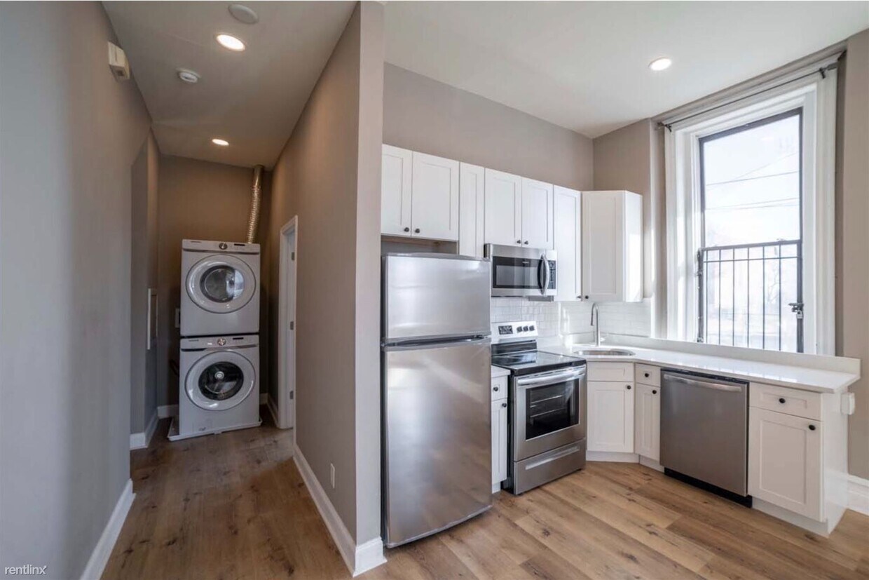 Foto principal - 3 br, 3 bath 4plex - 1423 DIAMOND ST Unit 1F