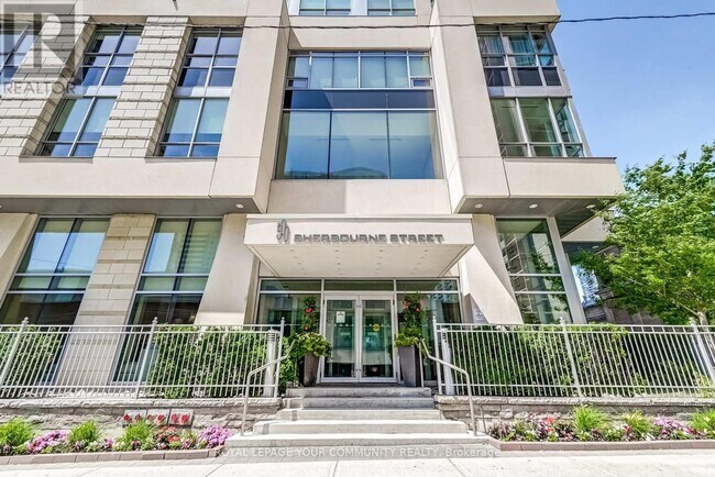 Photo du bâtiment - 500 Sherbourne St