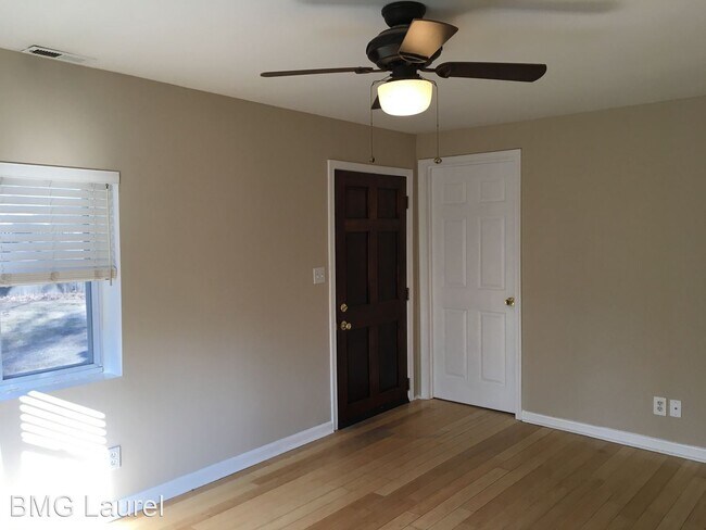 Building Photo - 2 br, 1 bath House - 285 Thompson Ave