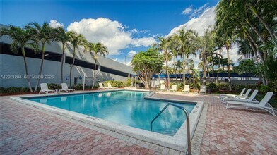 Building Photo - 3031 N Ocean Blvd