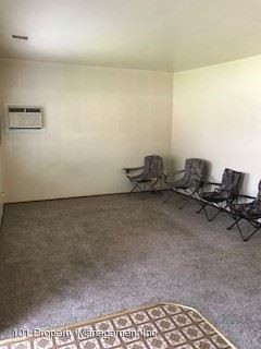 Foto del edificio - 3 br, 1 bath House - 1985 Elm Street