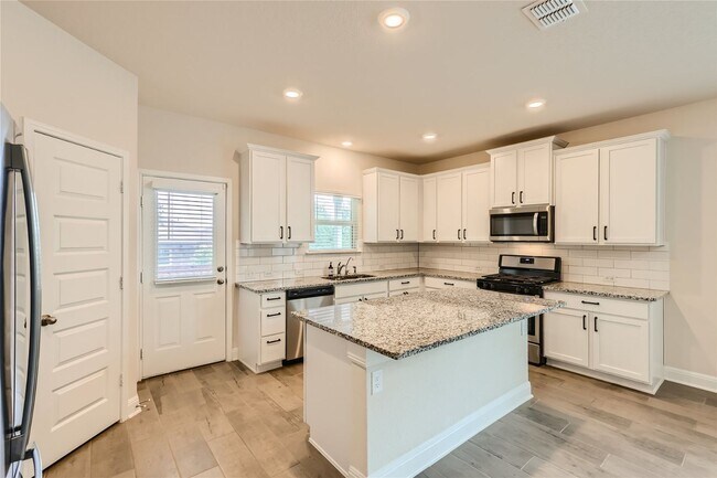 Foto del edificio - 3 bedroom with office in sought after Copper Canyon Community!