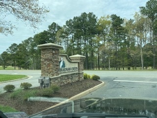 Building Photo - 2306 Montgomerie Arch