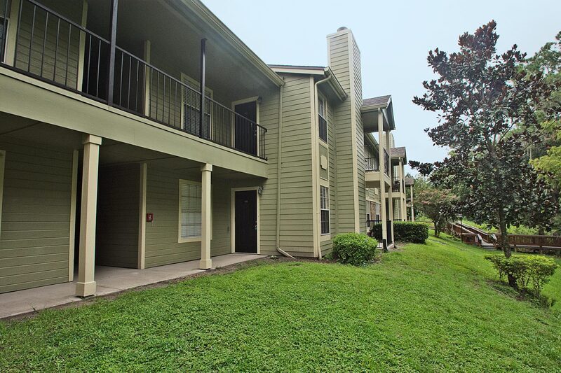 Primary Photo - 2550 N Alafaya Trail