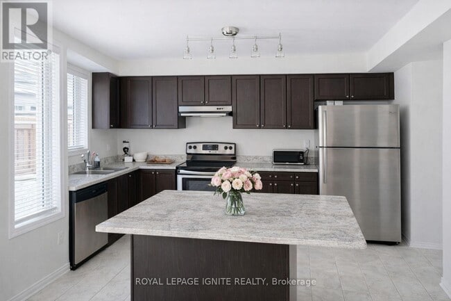 Building Photo - 9 Bazin Rd