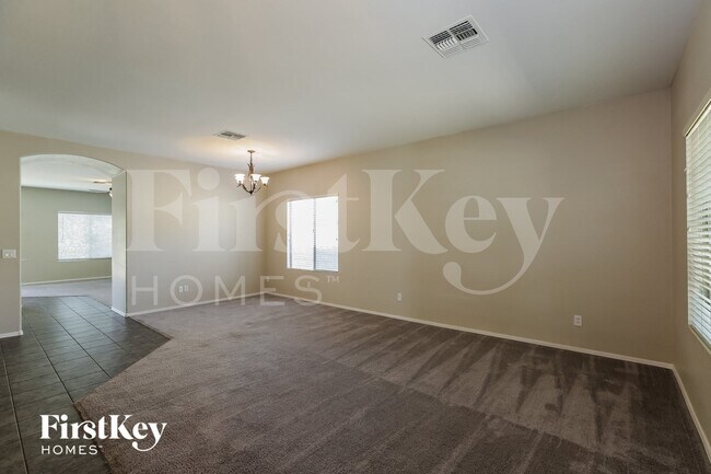 Building Photo - 14251 W Crocus Dr