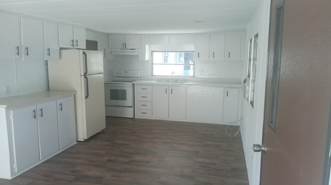 Building Photo - 3209 Norfolk St