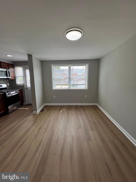 Building Photo - 7817 St Boniface Ln