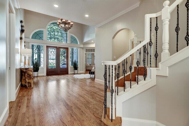 Foto del edificio - 5105 Grand Lake St