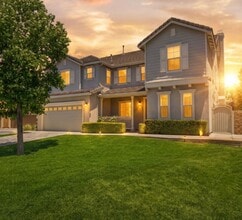 Building Photo - 8418 Lourenco Ln