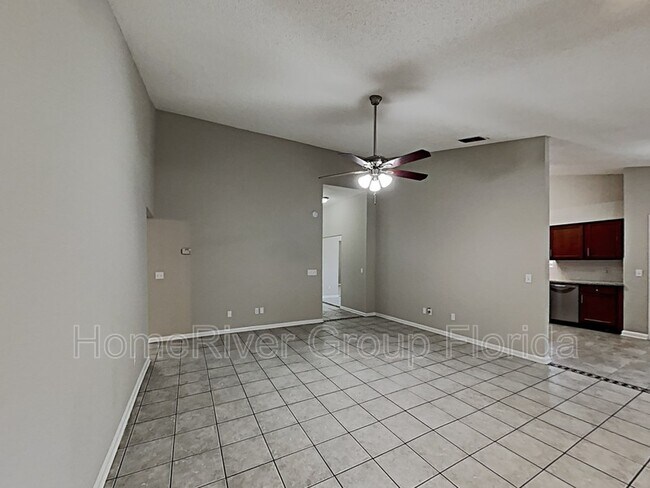 Building Photo - 203 Prindle Dr E
