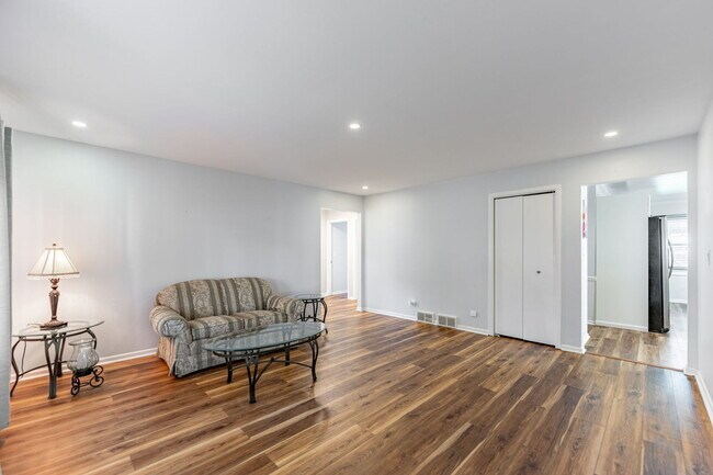 Foto del edificio - 1000 E Callero Cir