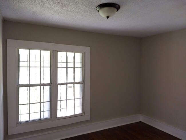 Foto del edificio - 481 Marianna St