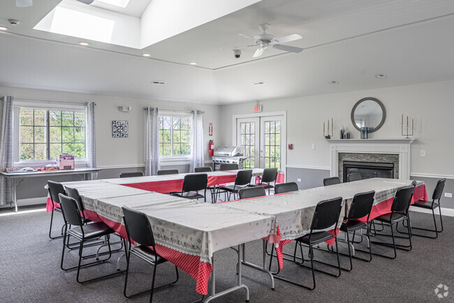 Clubroom - Grace View Apartments
