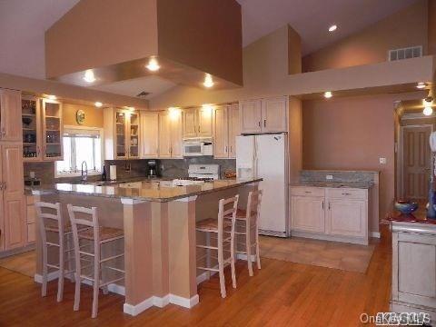 Building Photo - 1051 Oceanfront