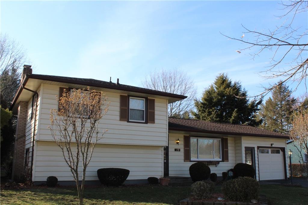 19 Greenhaven Rd, Irondequoit, NY 14617 House Rental in Irondequoit