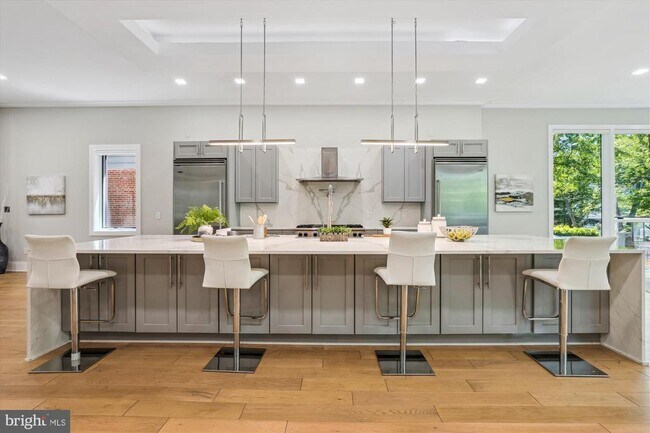 Foto del edificio - 5706 Nevada Ave NW