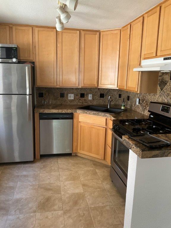 Photo - 2320 S University Blvd Apartment