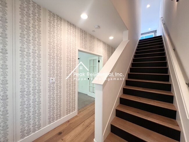 Building Photo - Elevated Luxury Living in This Updated 3BD/3.5BA Downtown Home with Private Rooftop