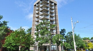Building Photo - 250 St George St