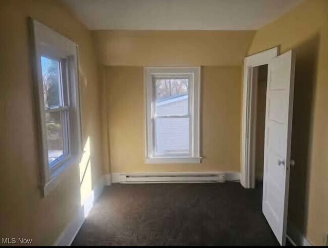Foto del edificio - 846 Hunter St NW