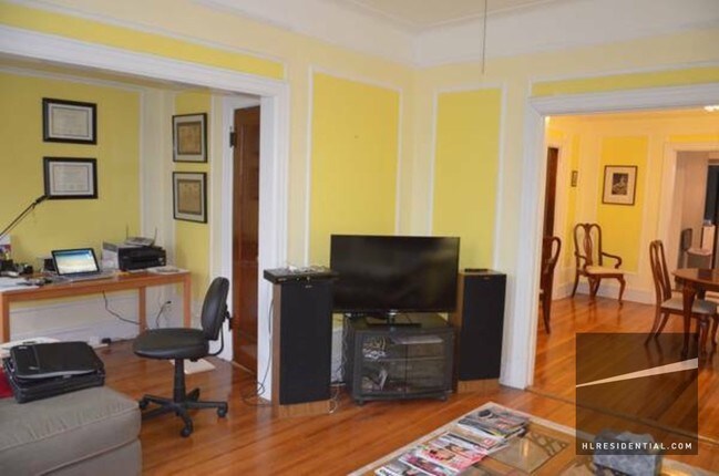 Building Photo - 2145 43rd St