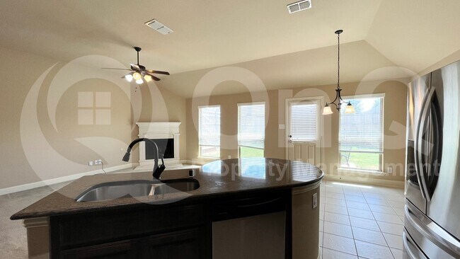 Foto del edificio - 1705 Fair Oaks Ln