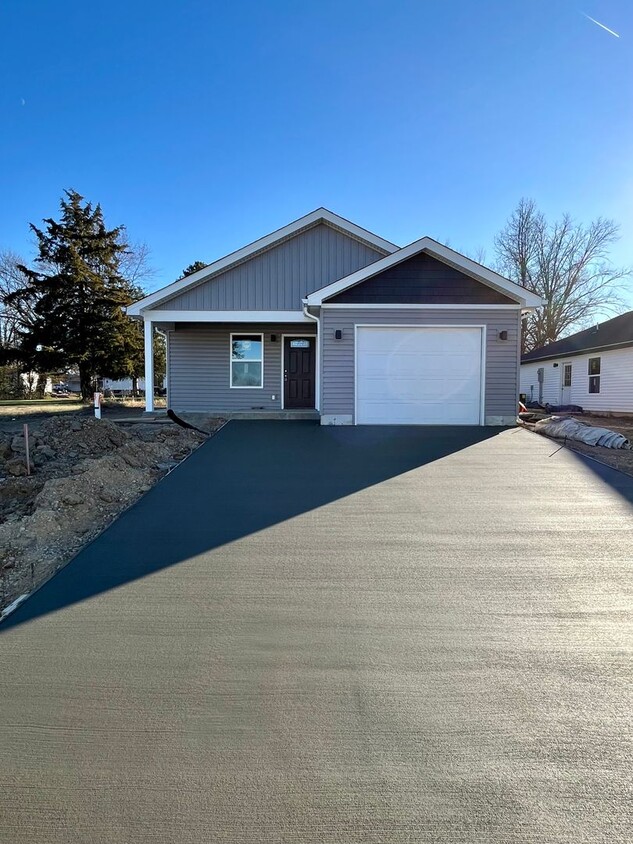 Primary Photo - New Construction | 3 Bed | 2 Bath | 1 Car ...