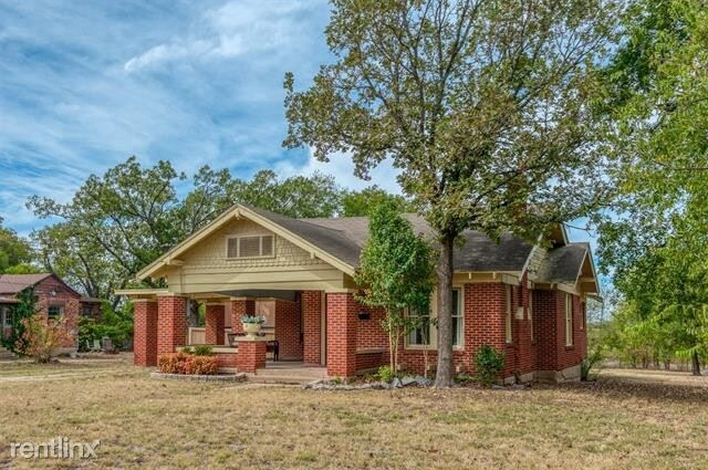 Building Photo - 2 br, 1 bath House - 613 N Grand Avenue