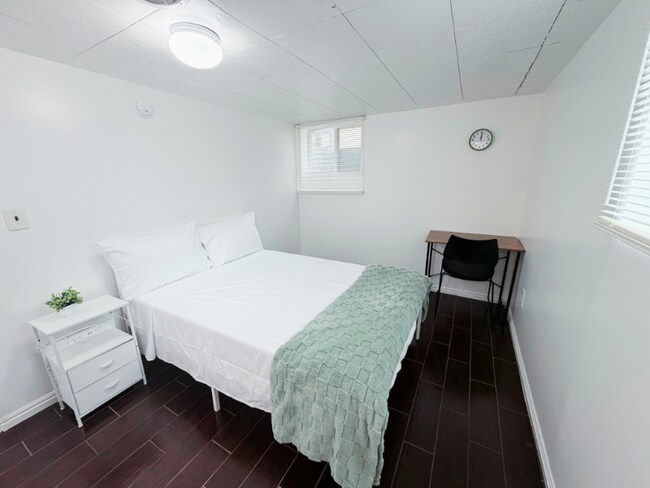 Building Photo - 1711 S 1300 E