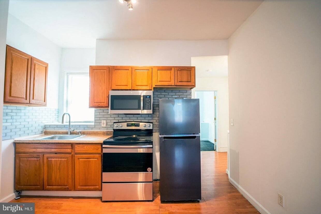 Foto principal - 2216 Reed St