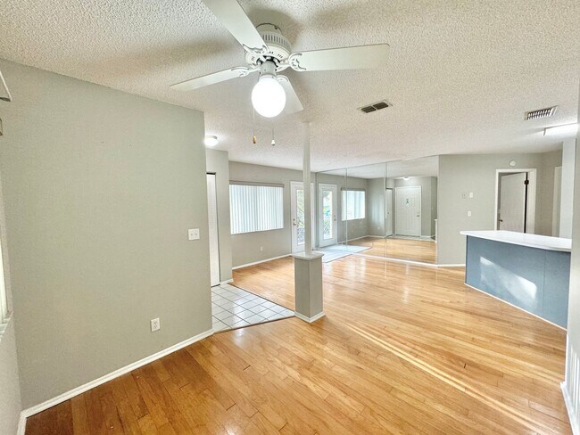 Foto del edificio - Winterset - Garden Villas