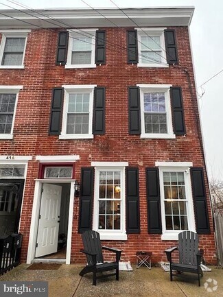 Building Photo - 416 N Darlington St