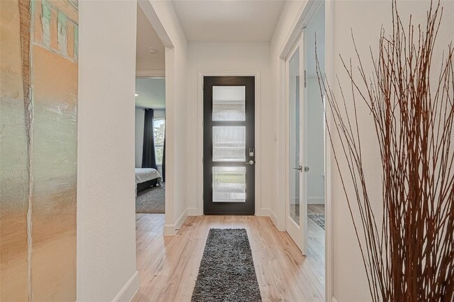 Building Photo - 21123 Melshell Dr